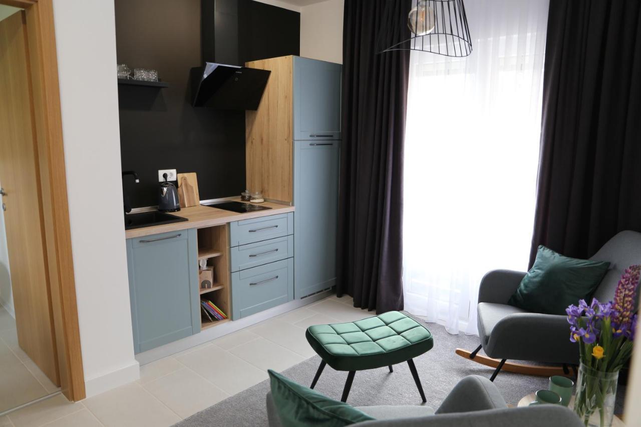Flora Studio Apartments 코레니카 외부 사진